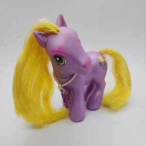 My Little Pony  2002 Daisy Jo Yellow Hair Purple Pony